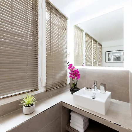 Livinparis - Luxury 4 Bedrooms Le Marais I *