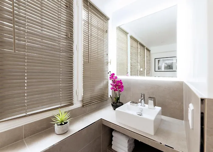 Livinparis - Luxury Ac 4 Bedrooms Le Marais I *